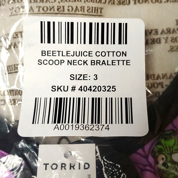 ♥️NWT VINTAGE TORRID BRALETTE - BEETLEJUICE WIRELESS SCOOP SPORTS BRA PLUS SIZE - Picture 10 of 15